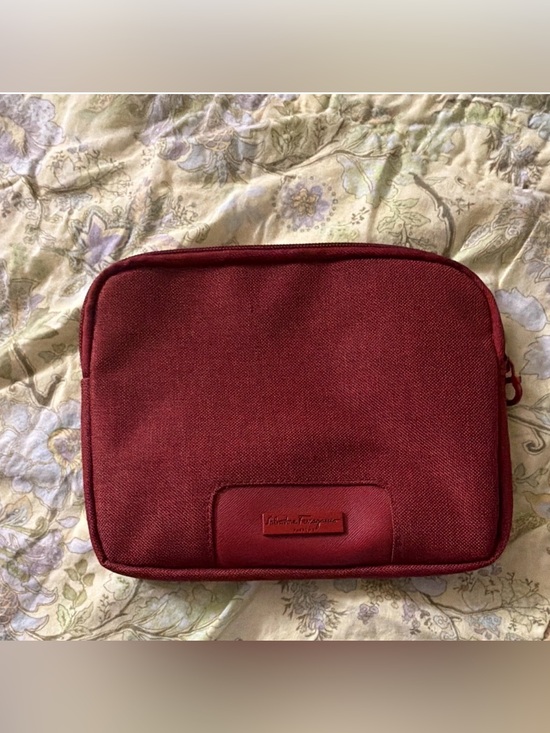 Salvatore Ferragamo Other - Salvatore Ferragamo Men's Wine Red Travel Pouch
NWT